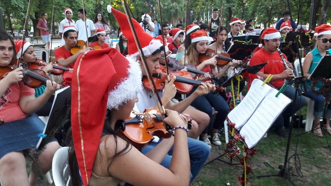 En este momento estás viendo III FERIA CULTURAL NAVIDAD SADOP 2016